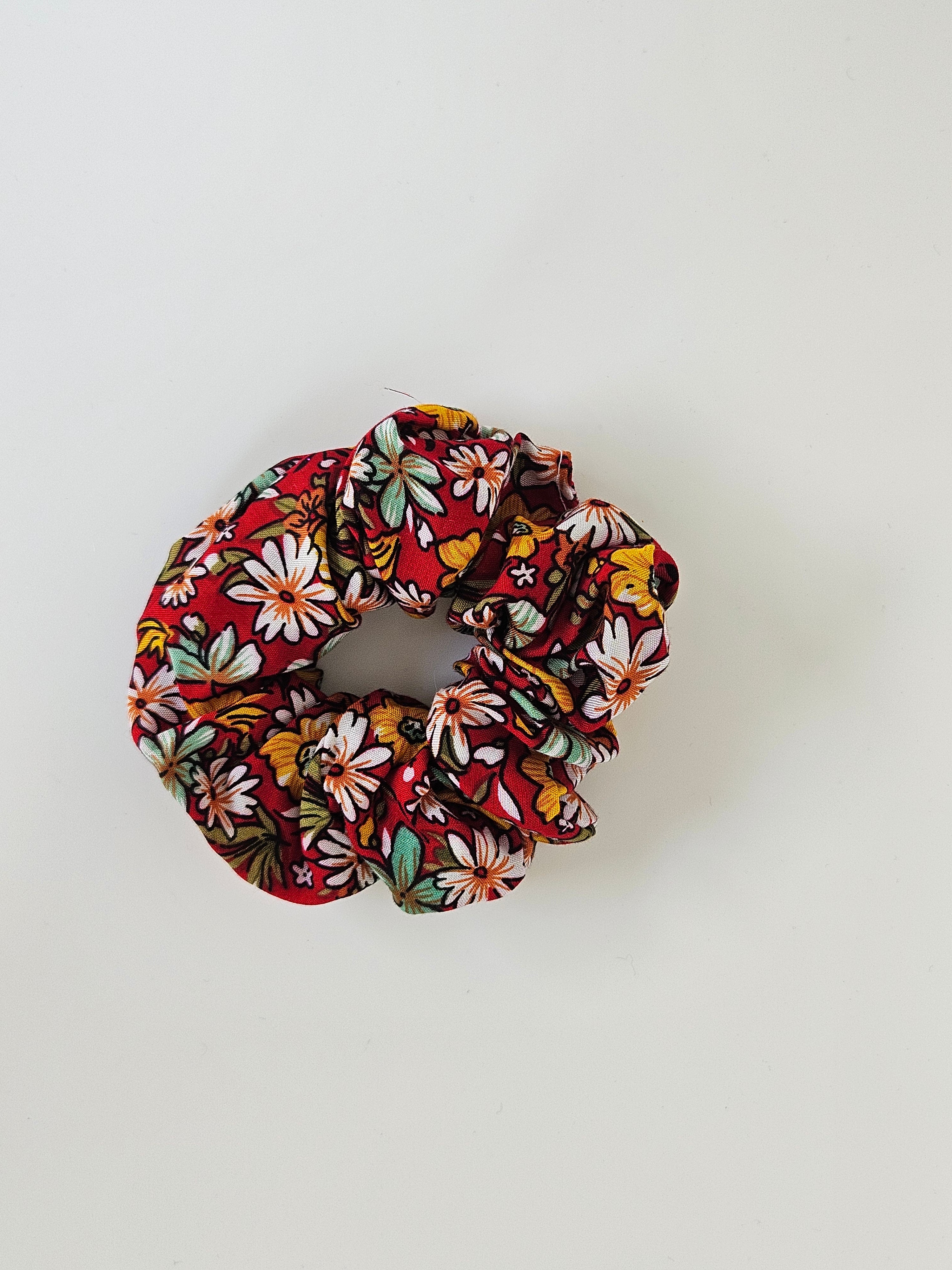 Print Scrunchie Teal and Red