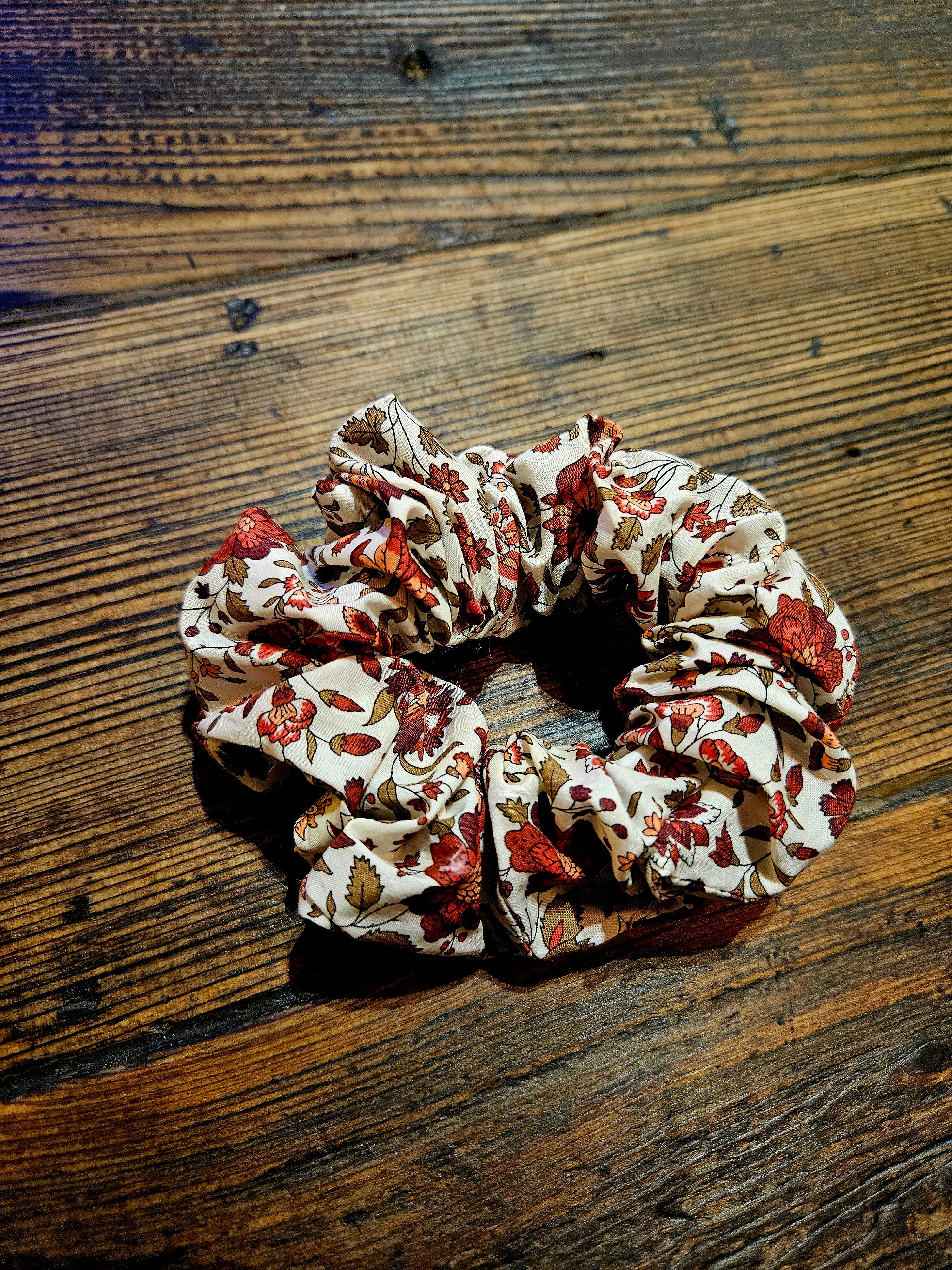 Print Scrunchie Floral Maroon