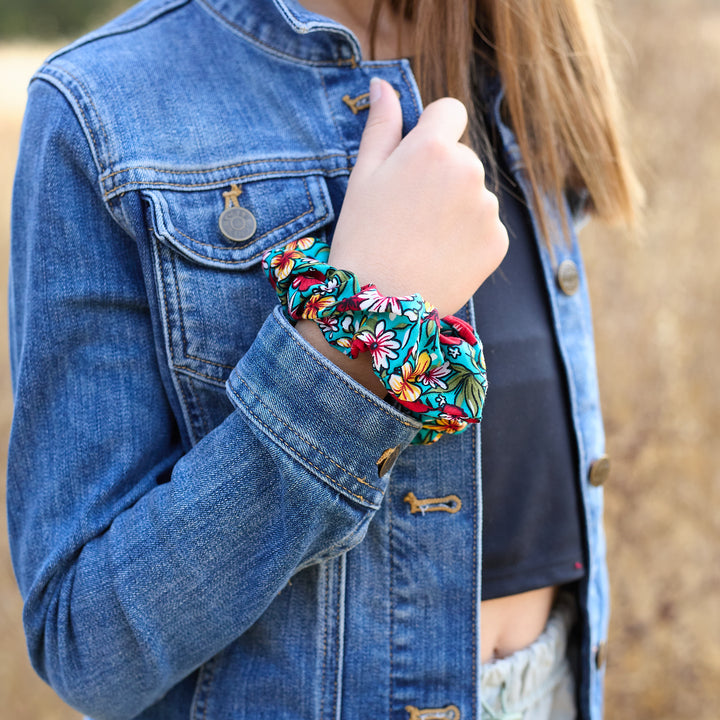 Print Scrunchie Teal and Red