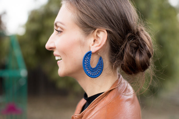 Lisa Earrings Navy Blue